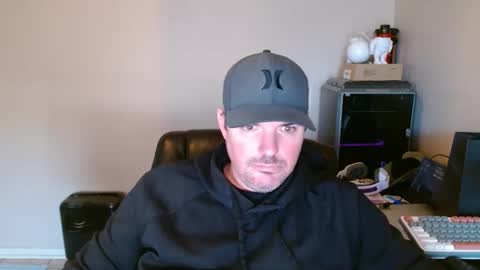 Snapshot of lovetofps chatting on 25, 2, 2026 Love2Game online show from 25, 2, 2026