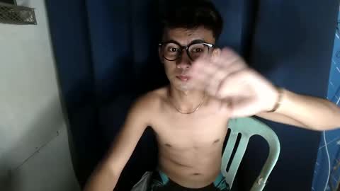 lovetosuckxox online show from 17, 2, 2025