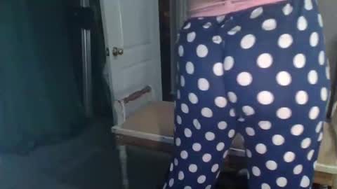 lovetubes101 online show from 9, 3, 2026