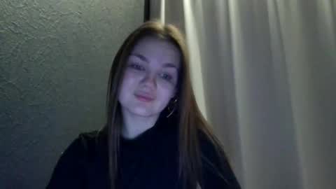 Snapshot of loviesimone chatting on 17, 11, 2025 loviesimone online show from 17, 11, 2025
