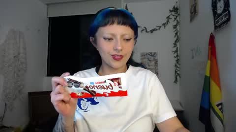 loving_alma online show from 25, 7, 2026
