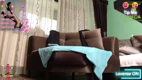 Antonia online show from 6, 3, 2025