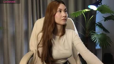 Snapshot of lowkeywild_ chatting on 6, 7, 2026 lowkeywild_ online show from 6, 7, 2026