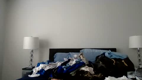 loyalbambi online show from 12, 7, 2026