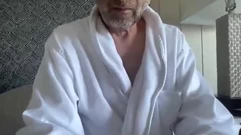 Snapshot of lqi chatting on 12, 9, 2025 lqi online show from 12, 9, 2025