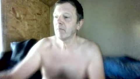 Snapshot of lu485947452685193669 chatting on 1, 7, 2026 lu485947452685193669 online show from 1, 7, 2026