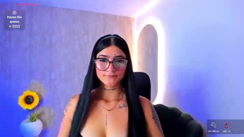 Luana online show from 12, 11, 2025