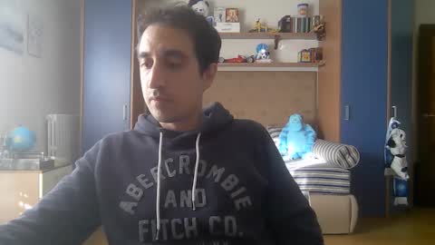 Snapshot of luca_f4 chatting on 10, 10, 2025 Luca online show from 10, 10, 2025