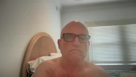 lucas10004 online show from 7, 1, 2025