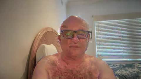 lucas10004 online show from 11, 1, 2025