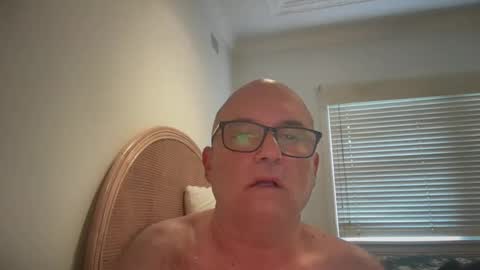 lucas10004 online show from 17, 1, 2025