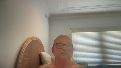 lucas10004 online show from 24, 1, 2025