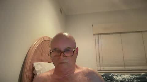 lucas10004 online show from 2, 2, 2025