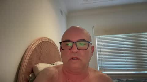 lucas10004 online show from 7, 3, 2025