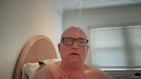 lucas10004 online show from 10, 9, 2025