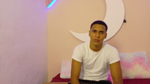lucas837481 online show from 11, 7, 2026