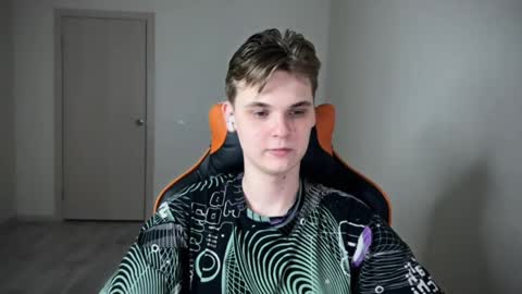 Lucas Gill online show from 30, 12, 2024