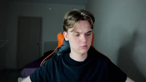 Lucas Gill online show from 9, 3, 2025