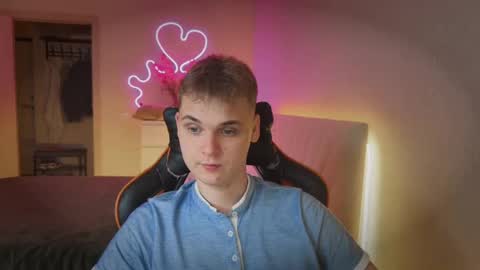 Lucas Gill online show from 9, 9, 2025