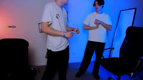 lucas_long_ online show from 18, 9, 2025