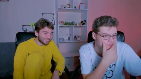 lucas_long_ online show from 9, 10, 2025