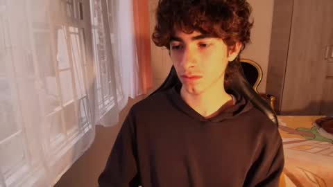 lucas_xo online show from 10, 10, 2025