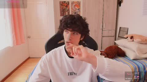 lucas_xo online show from 9, 4, 2026