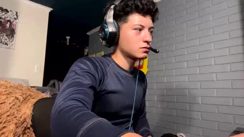 Felipe online show from 24, 2, 2025
