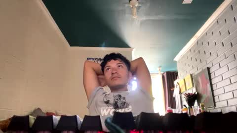 Felipe online show from 5, 3, 2025
