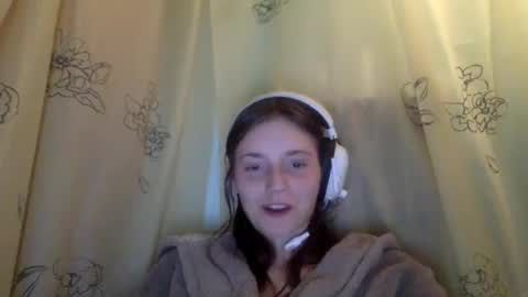 Luci Layne online show from 8, 3, 2026