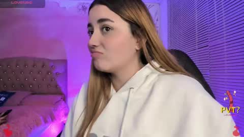 lucia star  online show from 18, 2, 2025