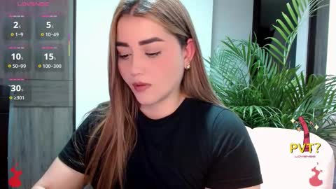 lucia star  online show from 21, 10, 2025