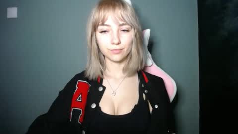 Lucy online show from 29, 3, 2026