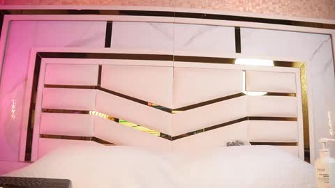 luciana_agudelo online show from 10, 4, 2026