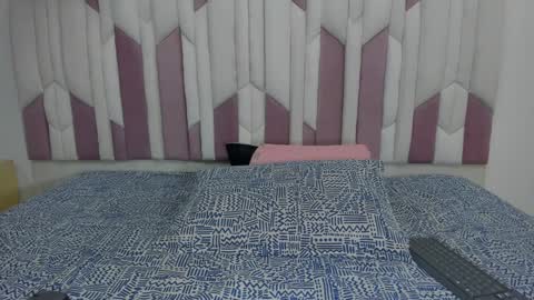 instagram luciana417  online show from 15, 1, 2025