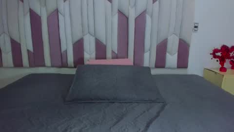 instagram luciana417  online show from 5, 3, 2025