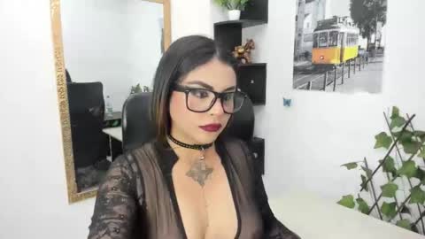 Luciana Rodriguez online show from 30, 10, 2025