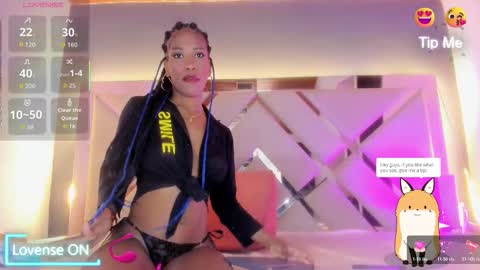 Luciana Morena online show from 10, 11, 2025