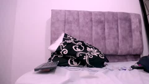 lucianahardmand online show from 23, 9, 2025