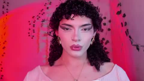 Lucy or Lucian 3 Come to my social Links3   online show from 1, 7, 2026