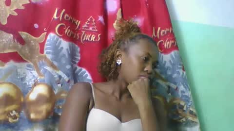 Snapshot of lucie196645 chatting on 26, 5, 2026 lucie196645 online show from 26, 5, 2026