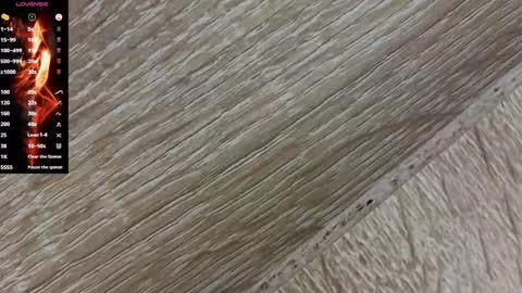 Snapshot of lucie_nicolls chatting on 8, 1, 2025 Lucie online show from 8, 1, 2025