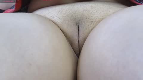 Snapshot of lucie_nicolls chatting on 3, 3, 2025 Lucie online show from 3, 3, 2025