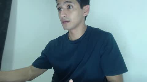 Snapshot of lucifferr_ chatting on 23, 2, 2025 leonel online show from 23, 2, 2025