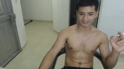 Snapshot of lucifferr_ chatting on 9, 3, 2025 leonel online show from 9, 3, 2025