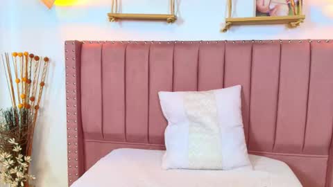 luciia_sweeet online show from 21, 11, 2025