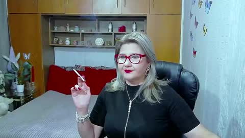 Lucille Fenly online show from 24, 3, 2026