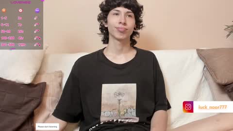 Snapshot of lucke_noor chatting on 5, 2, 2025 Noor online show from 5, 2, 2025