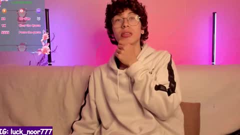 Snapshot of lucke_noor chatting on 14, 1, 2026 Noor online show from 14, 1, 2026