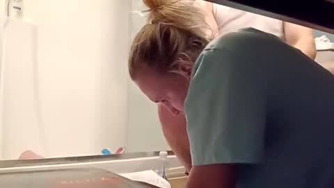 luckilyfound33 online show from 28, 2, 2026